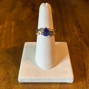 Vintage 14K Yellow Gold Pearshape Tanzanite And Diamond Ring Size 5.25